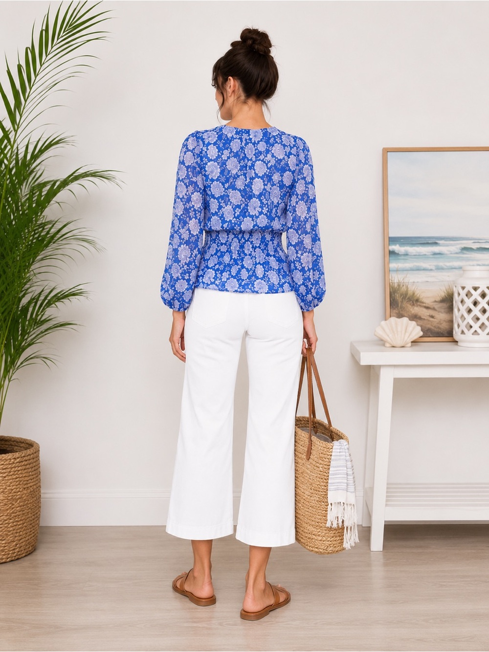 Vince Camuto V-Neck Peplum Top Blue and White Floral Blouse Top Size Small - Picture 3 of 12